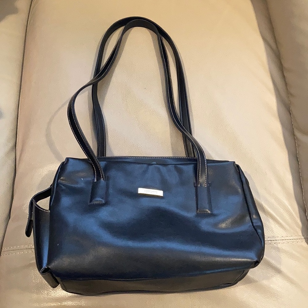 GUC Carryland America bag